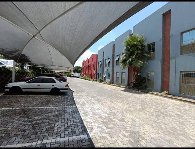 BUSINESS PROPERTY TO RENT IN STRYDOM PARK